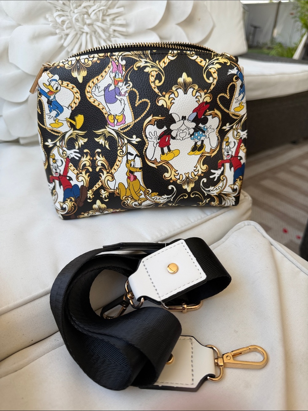 ALDO White Satchel with Mickey and Minnie Design - Picture 8 of 9